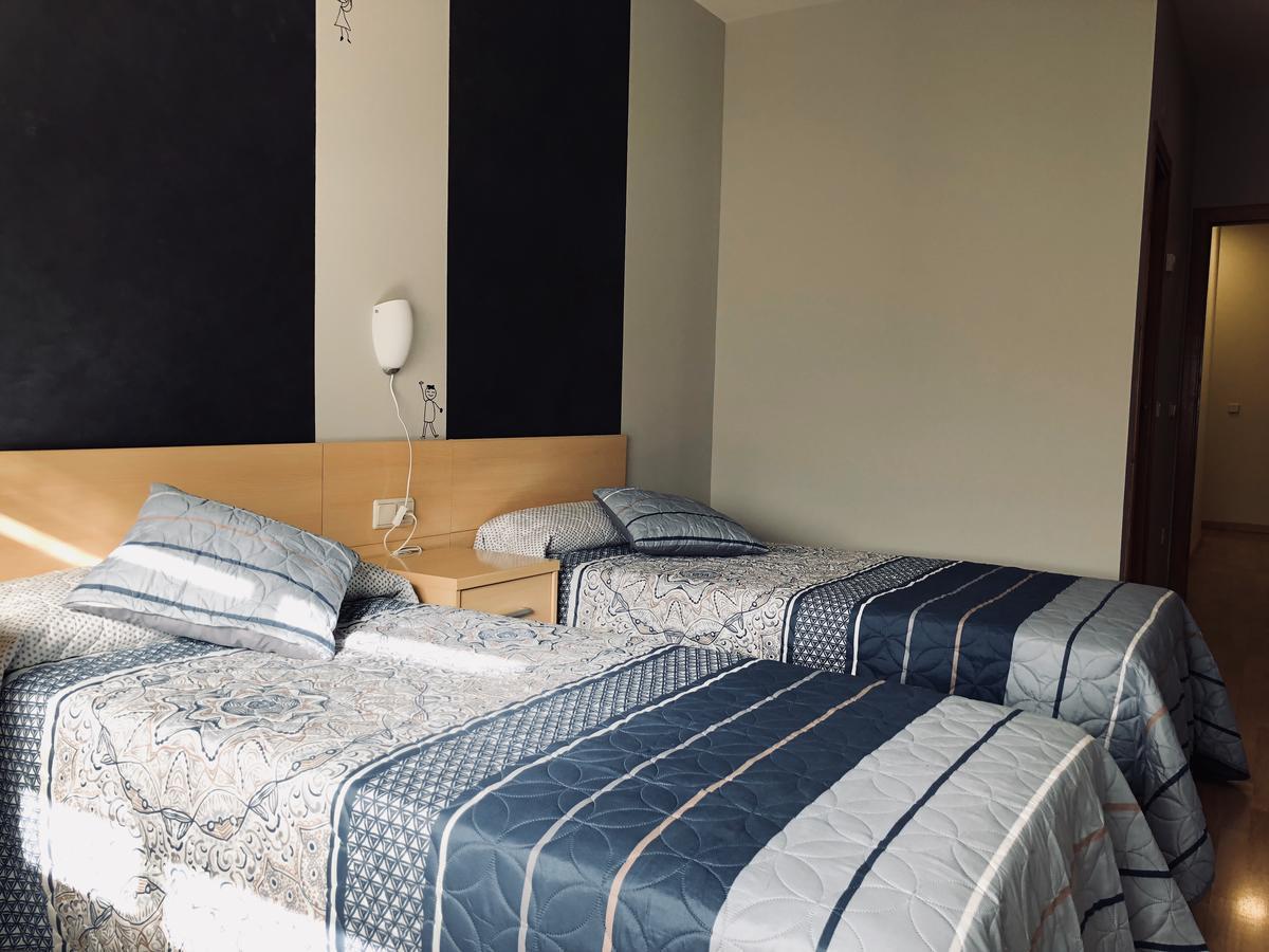 Hotel Vinas 17 Teruel Luaran gambar