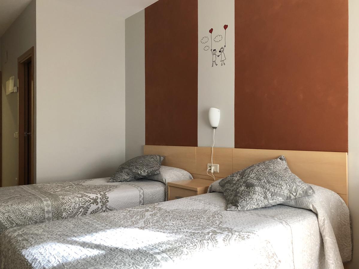 Hotel Vinas 17 Teruel Luaran gambar